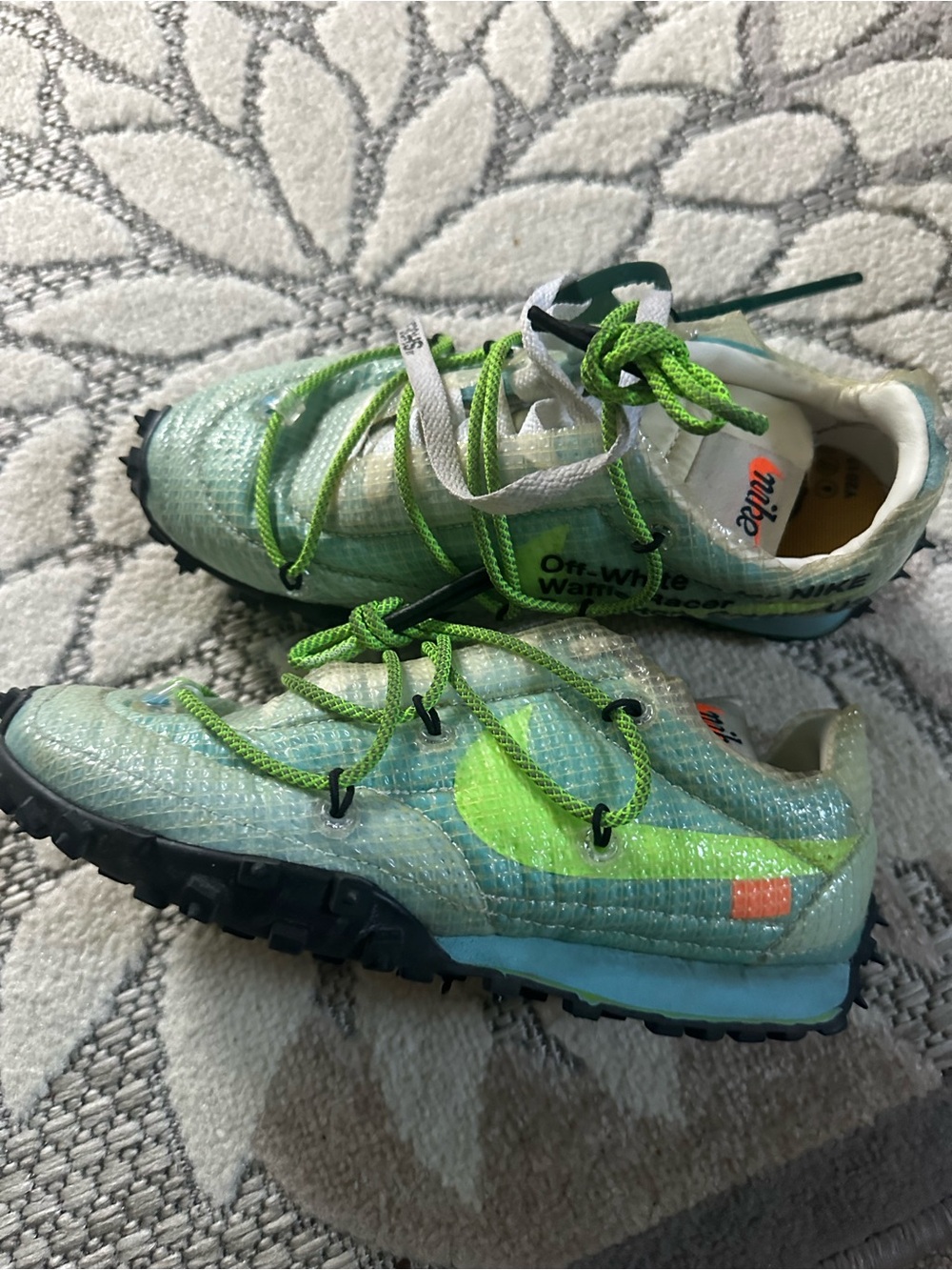 Nike Waffle racer Green and Light Blue Trail Sneakers